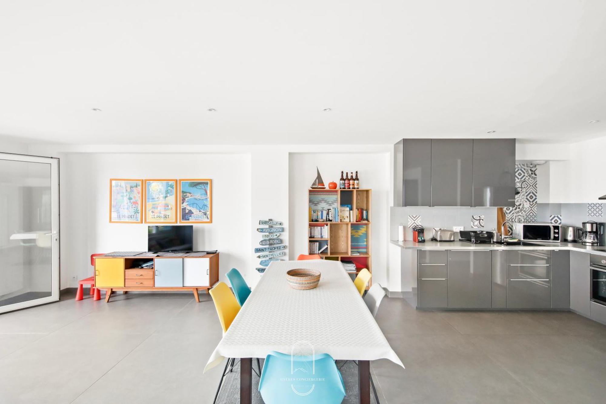 Villa Antoine Appartement Rdj Vue Mer Clim Wifi Parking Plage 50M La Garonne Le Pradet Exterior photo